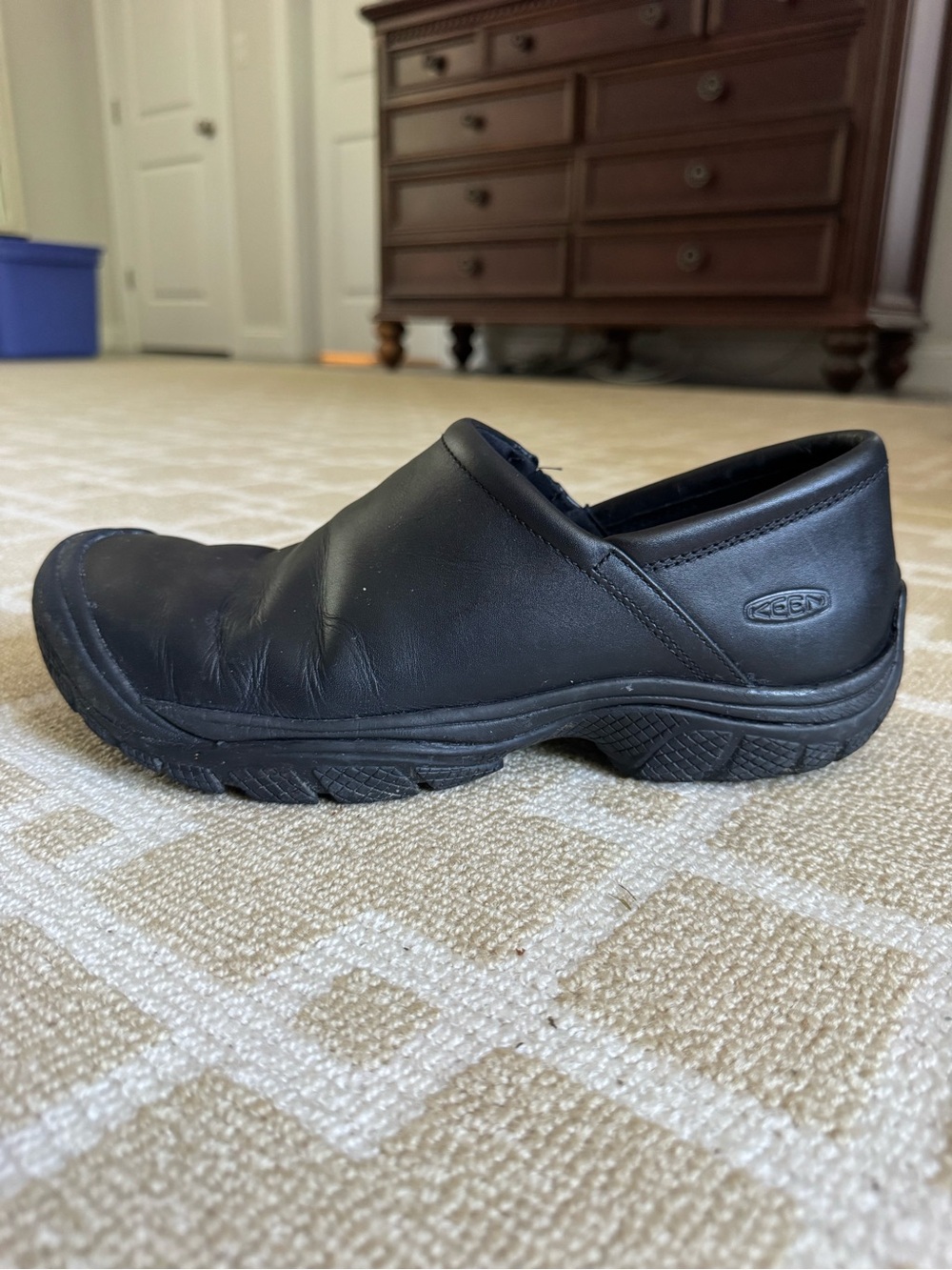 KEEN Canteen Leather Slip-On Clogs Black Comfort Work Shoes Men’s 9.5 - Picture 3 of 13